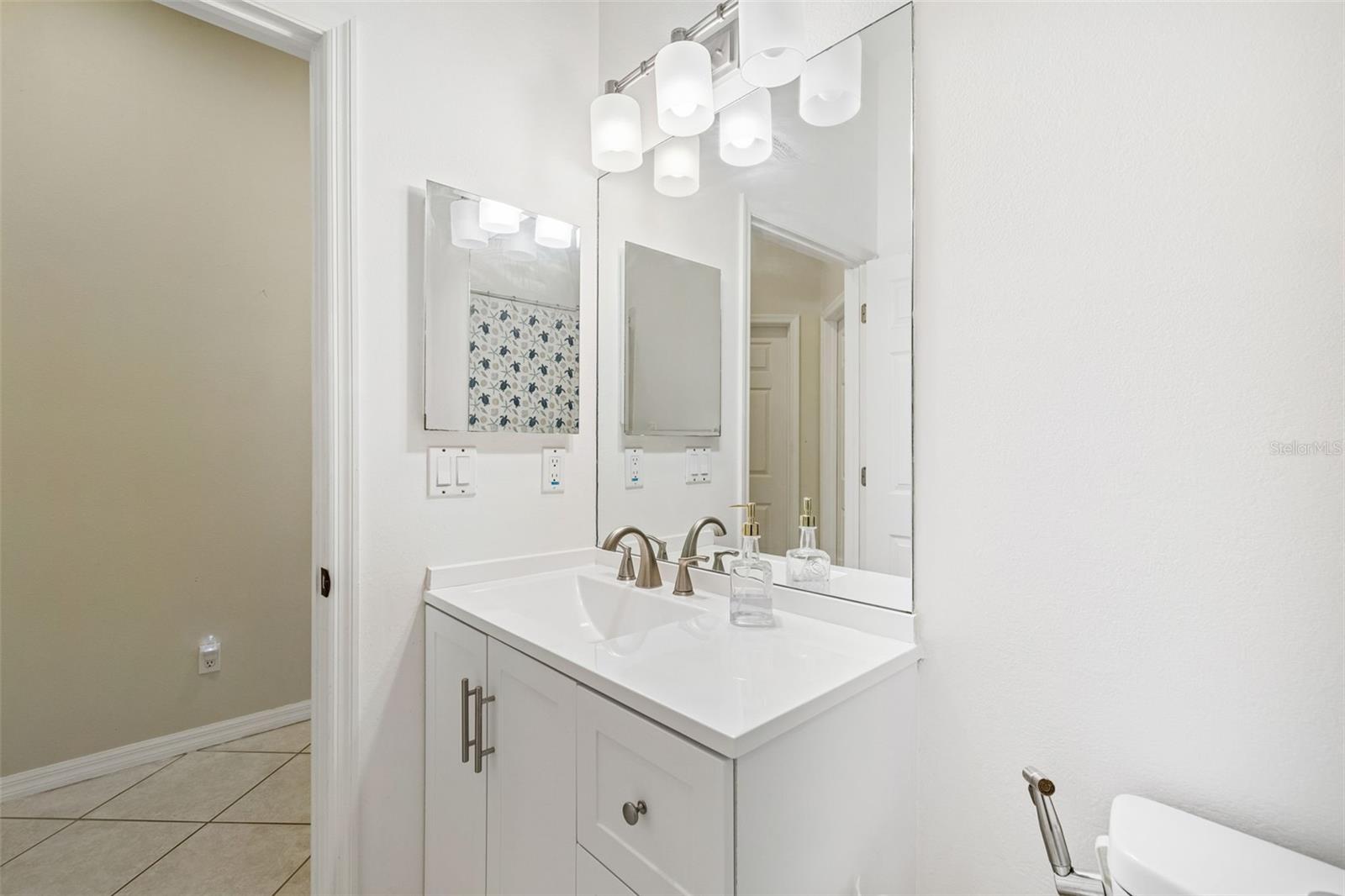 10502 CASTLEFORD WAY — photo 17