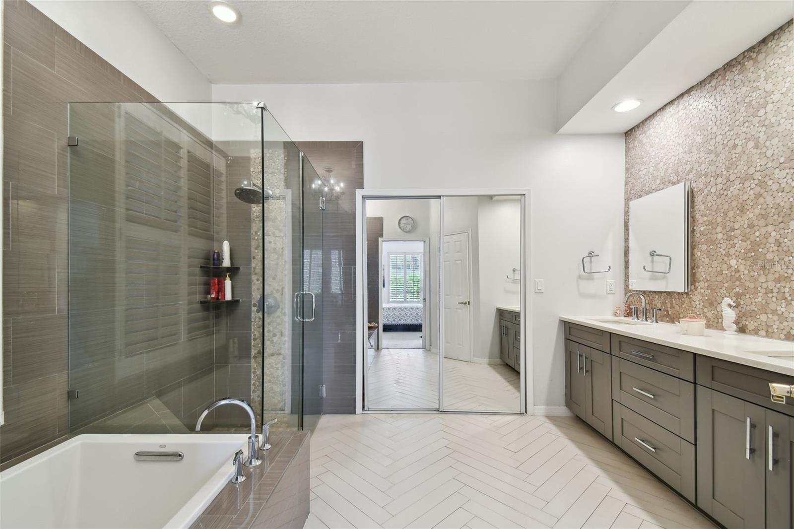 10502 CASTLEFORD WAY — photo 28