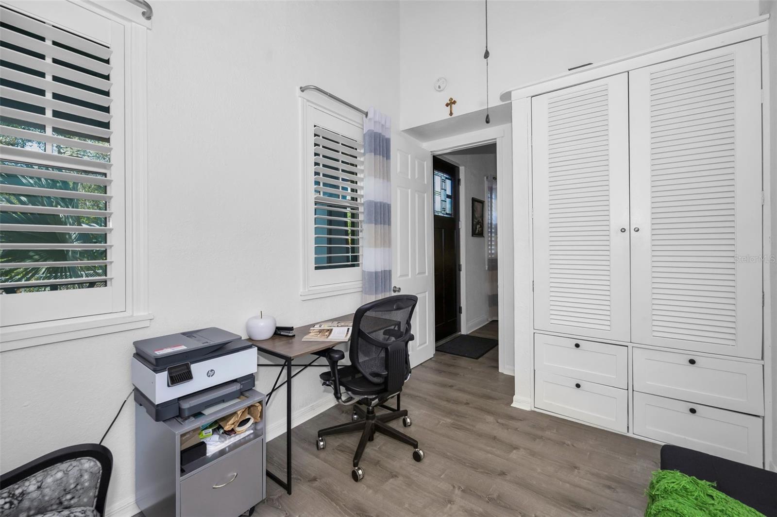 525 LEXINGTON ST — photo 22