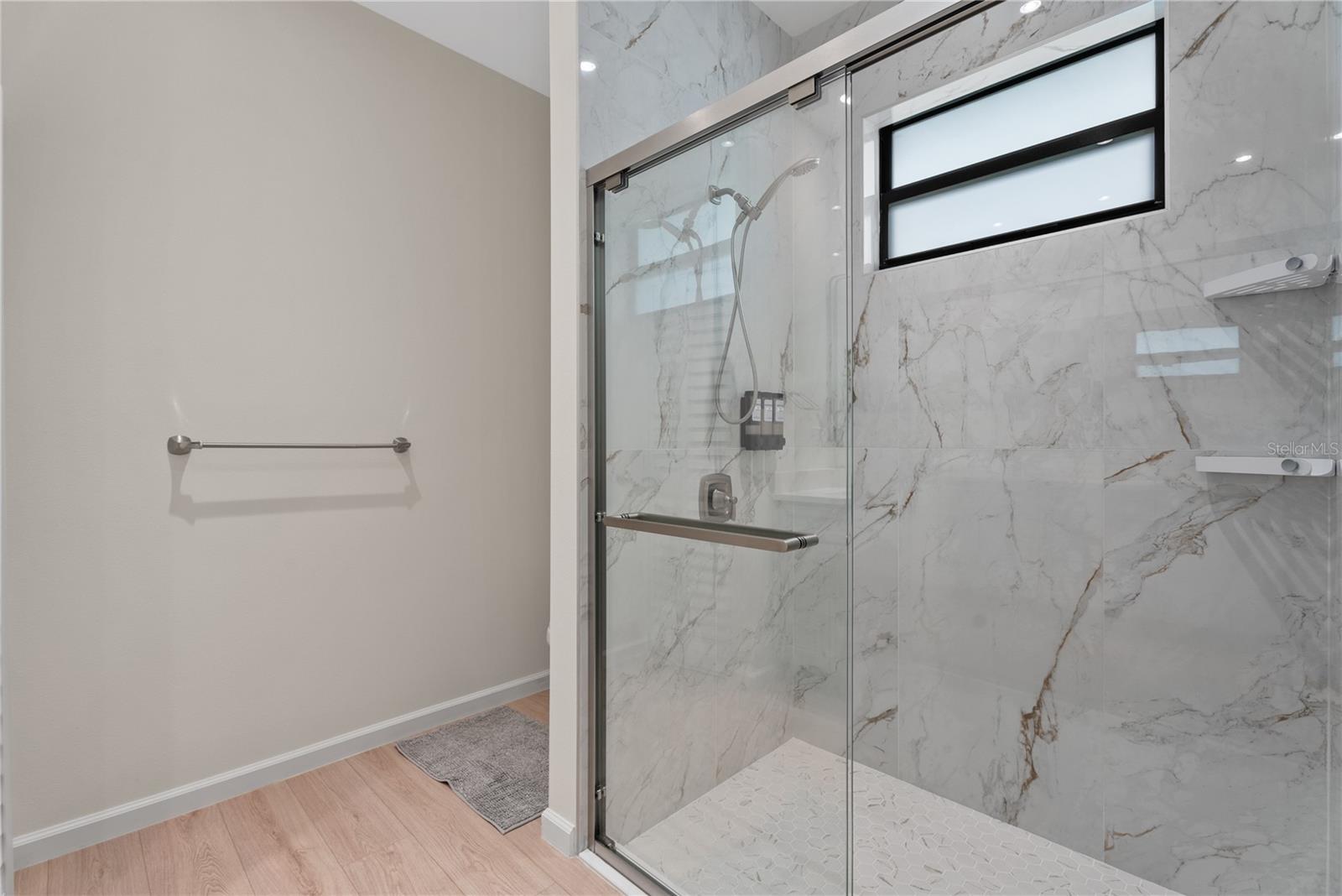 12125 MADRID AVE — photo 32