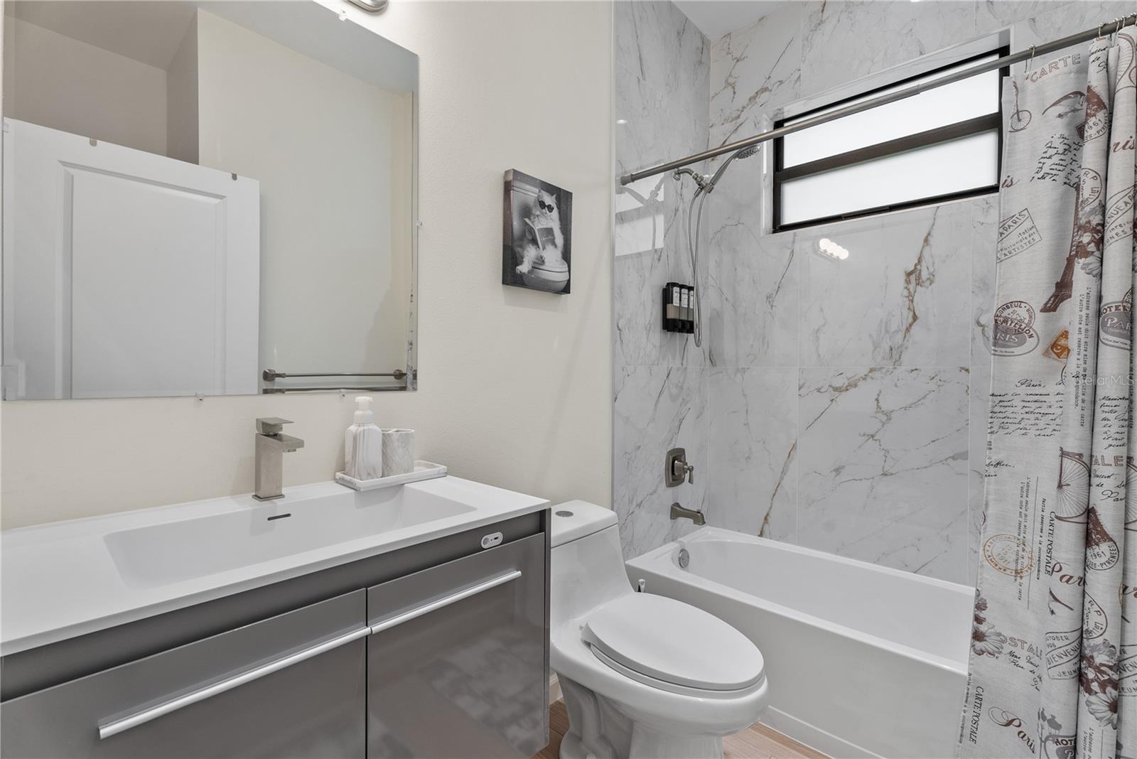 12125 MADRID AVE — photo 34