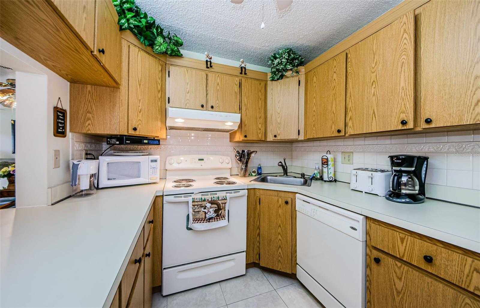 1151 PINE RIDGE CIR W #F1 — photo 17