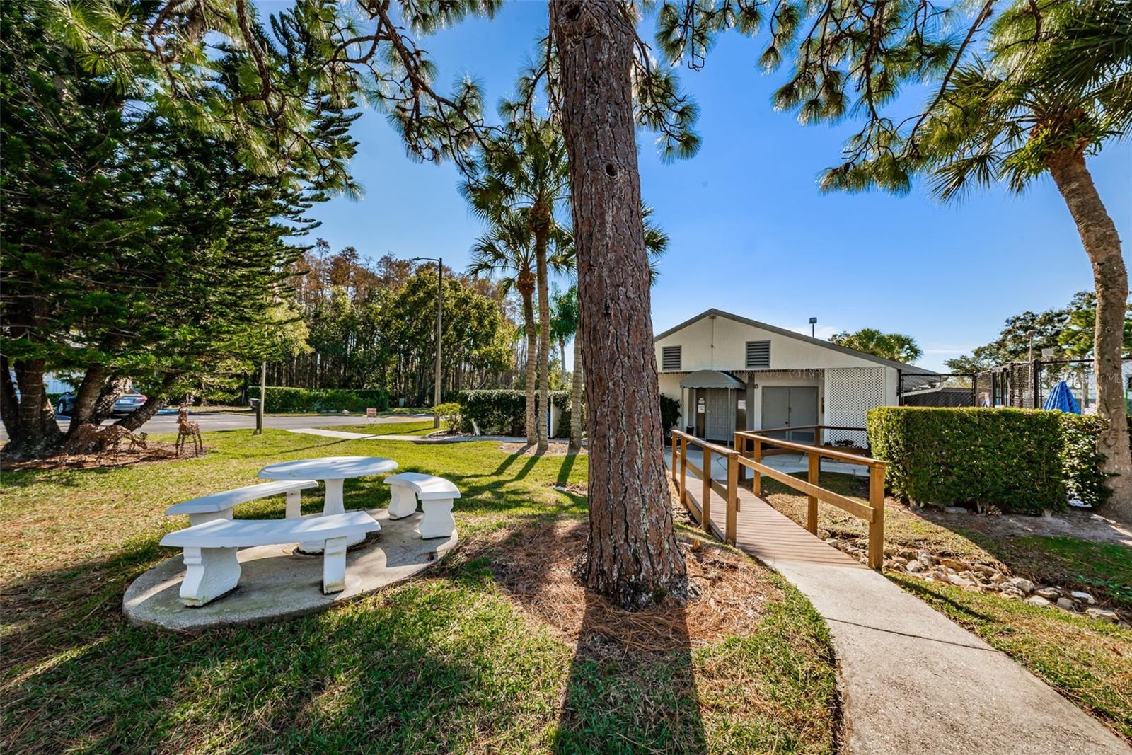 1151 PINE RIDGE CIR W #F1 — photo 47