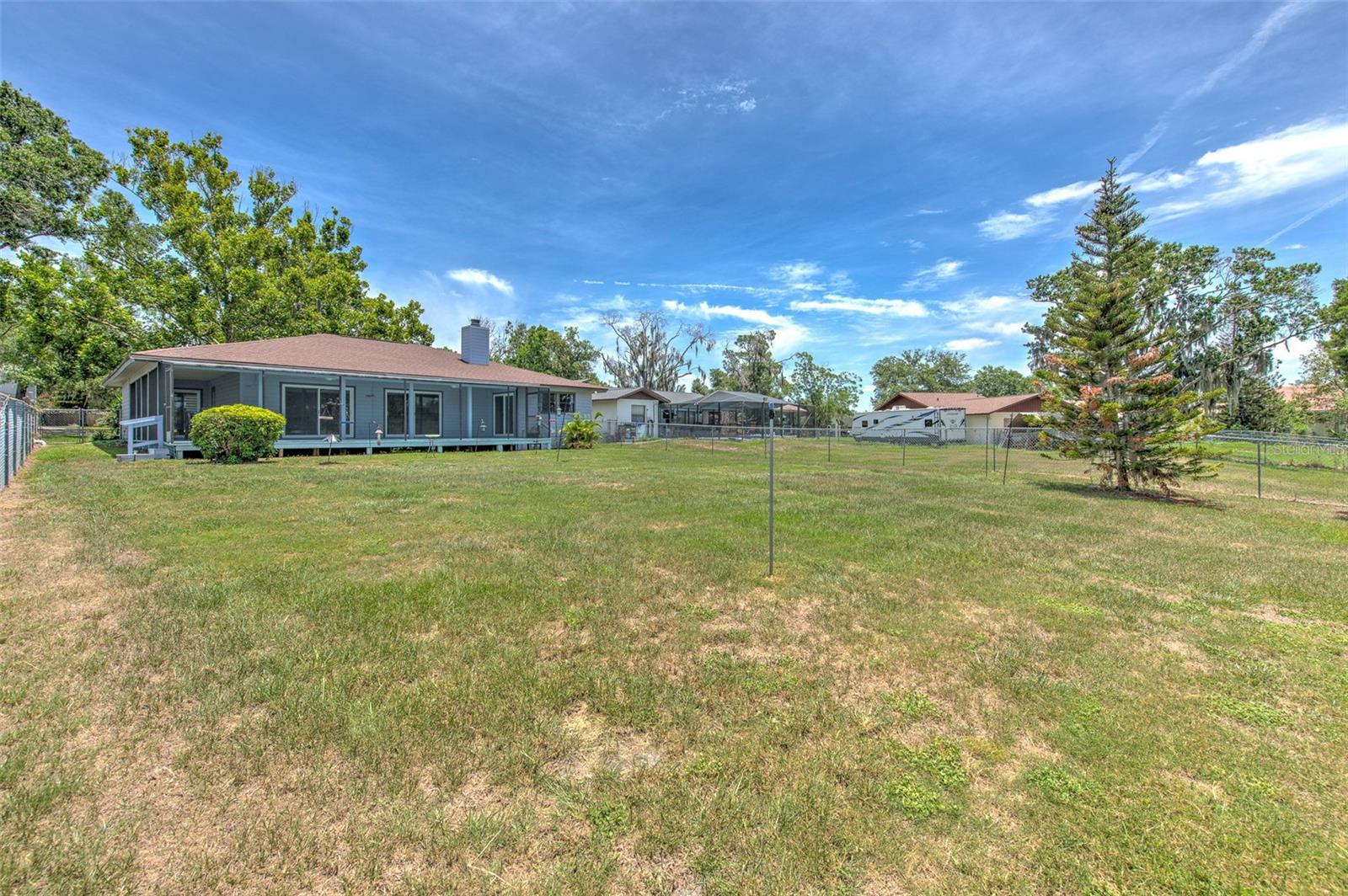 2459 SHOREWOOD LN — photo 38
