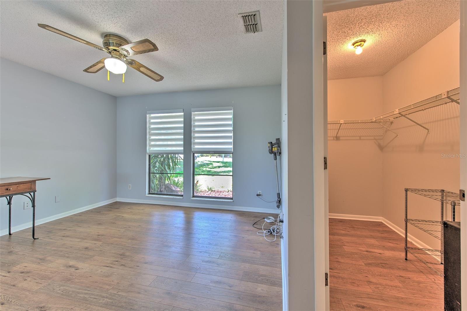 2459 SHOREWOOD LN — photo 27