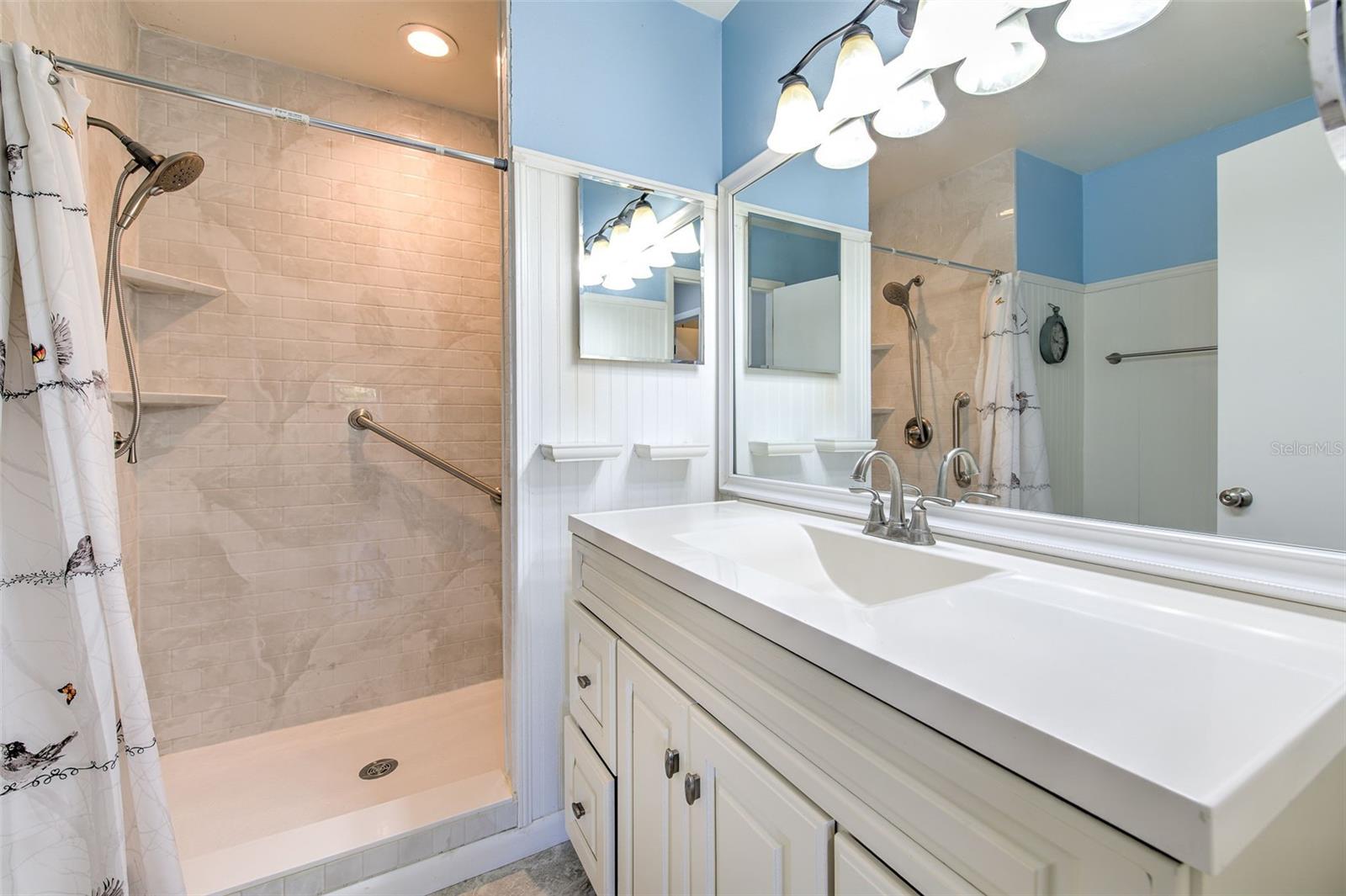 2459 SHOREWOOD LN — photo 23