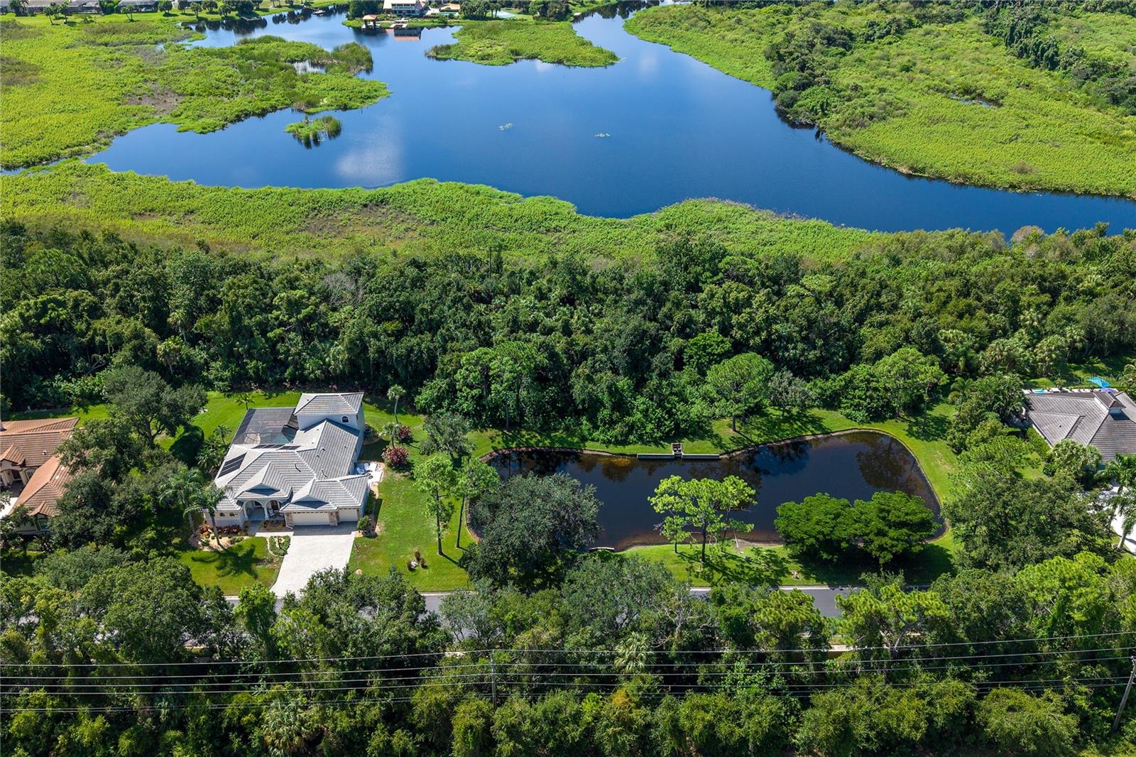 6410 BUTLERS CREST DR — photo 5