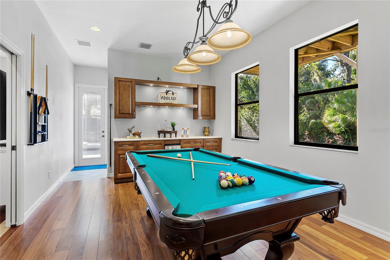 6410 BUTLERS CREST DR — photo 32