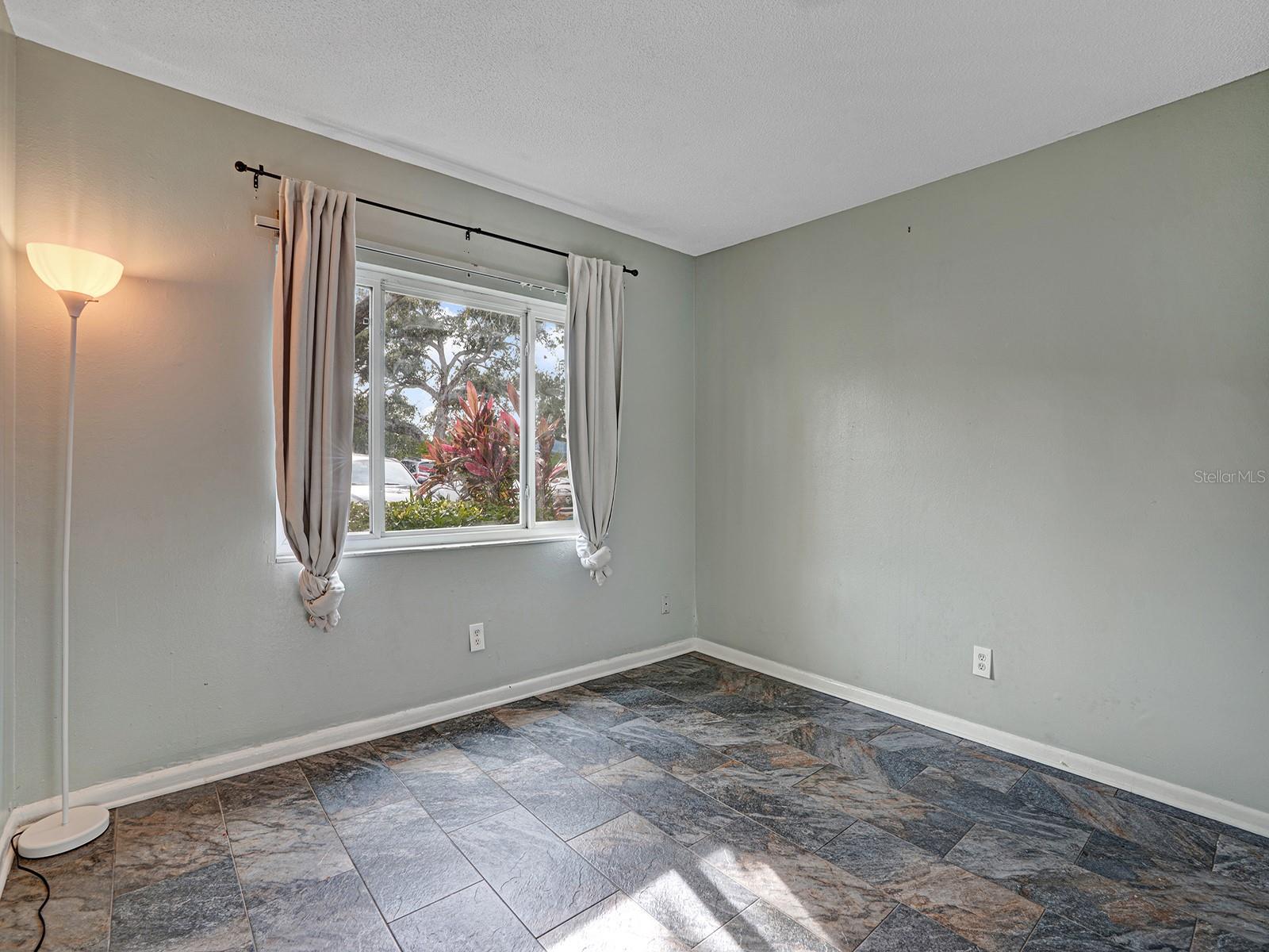 625 N KEENE RD #B — photo 15