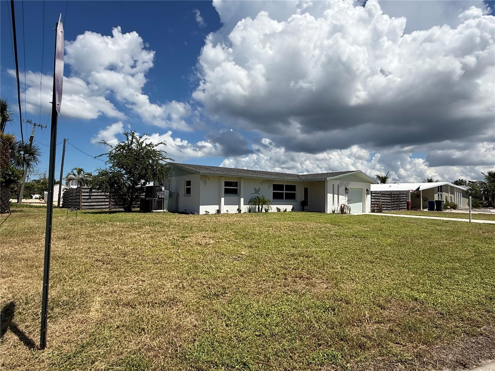 10216 SPOONBILL RD E — photo 2