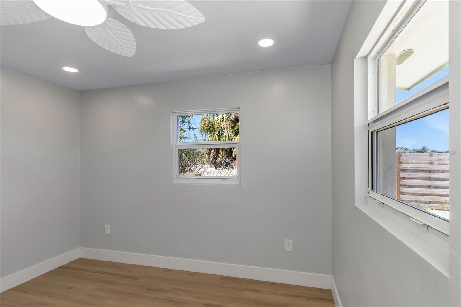 10216 SPOONBILL RD E — photo 42