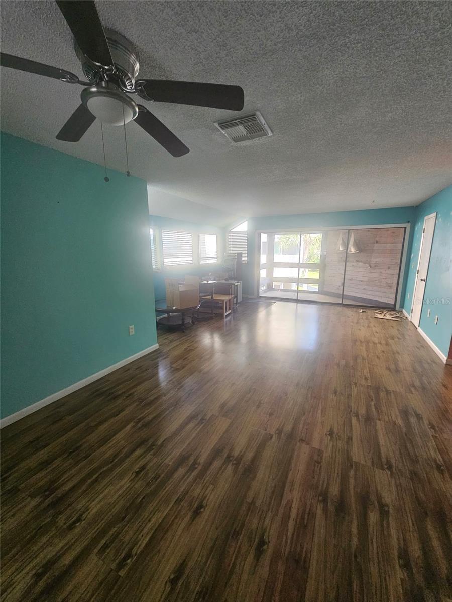 1500 SUNSET RD #A6 — photo 4
