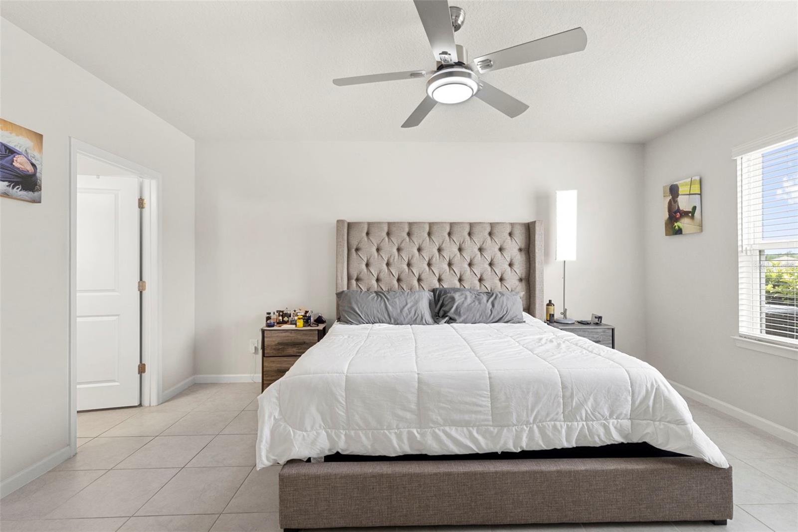 17784 TURNING LEAF CIR — photo 32