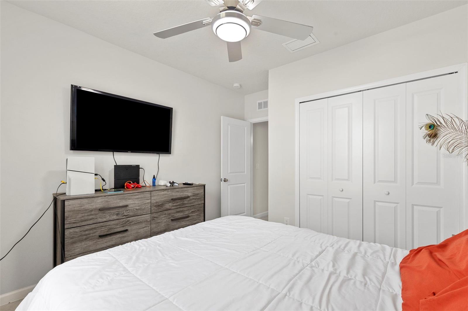 17784 TURNING LEAF CIR — photo 26