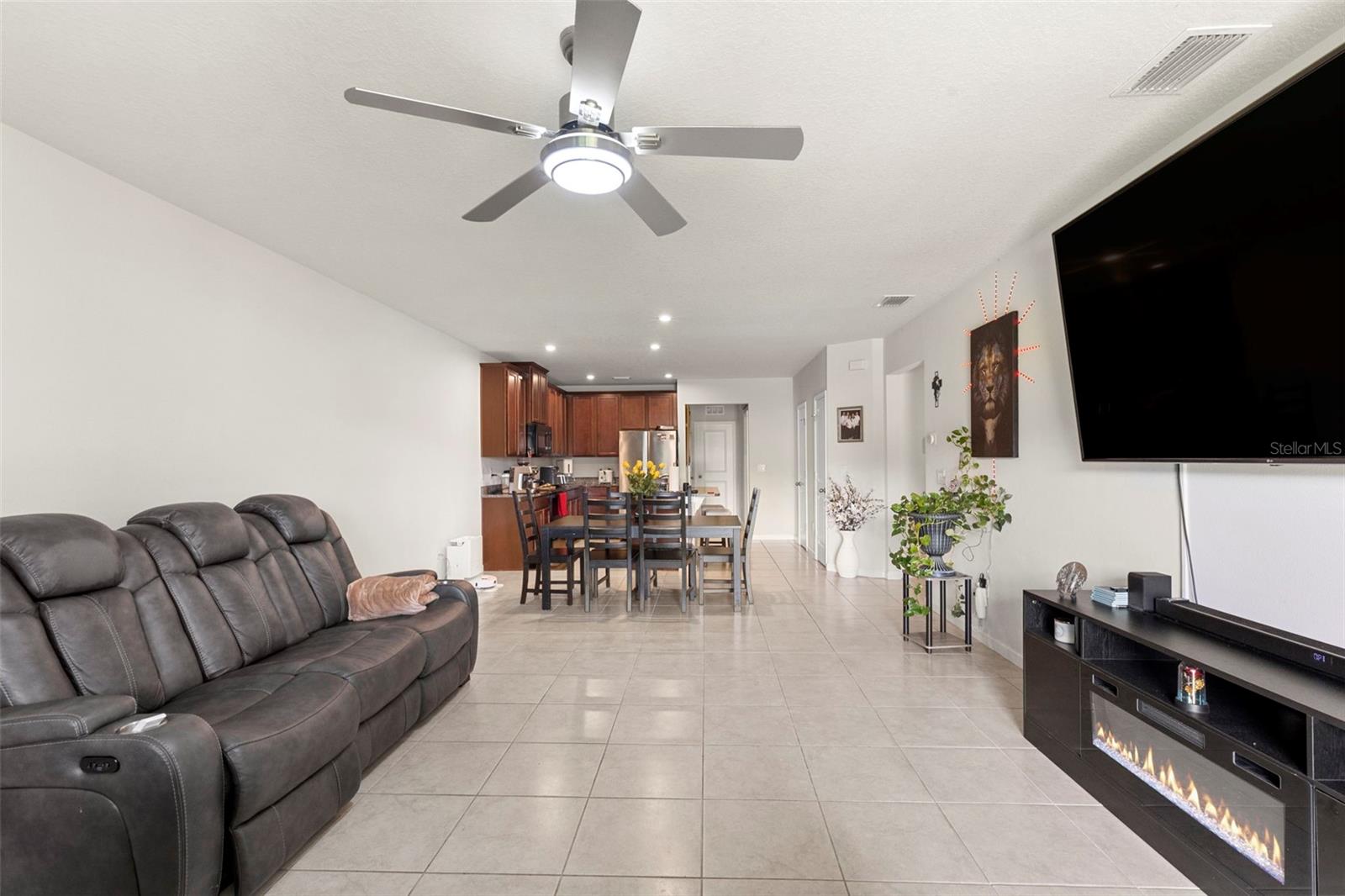 17784 TURNING LEAF CIR — photo 29