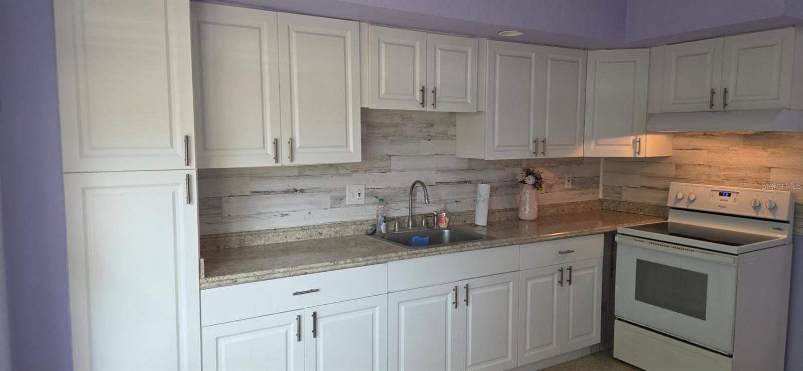 5904 ELM ST — photo 10