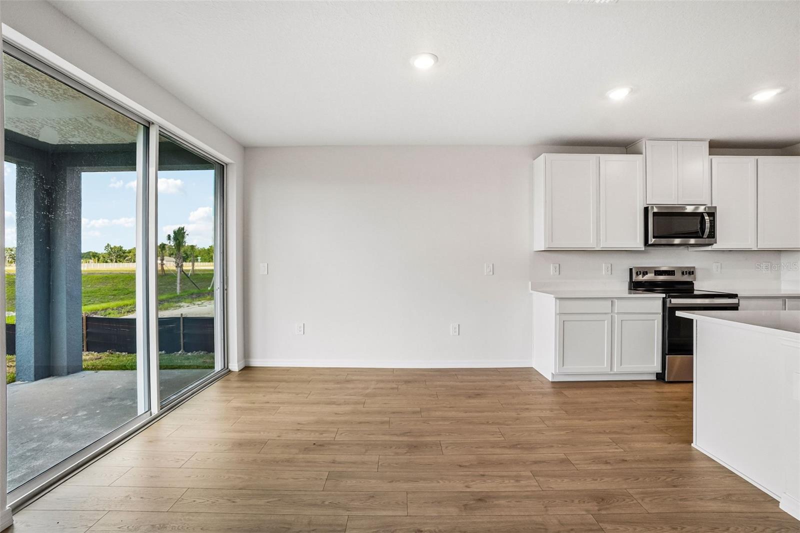 13684 UMBER FOREST ST — photo 12