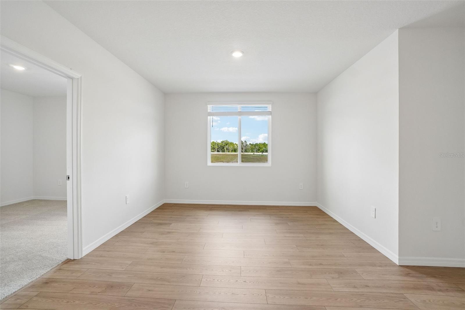 13684 UMBER FOREST ST — photo 27