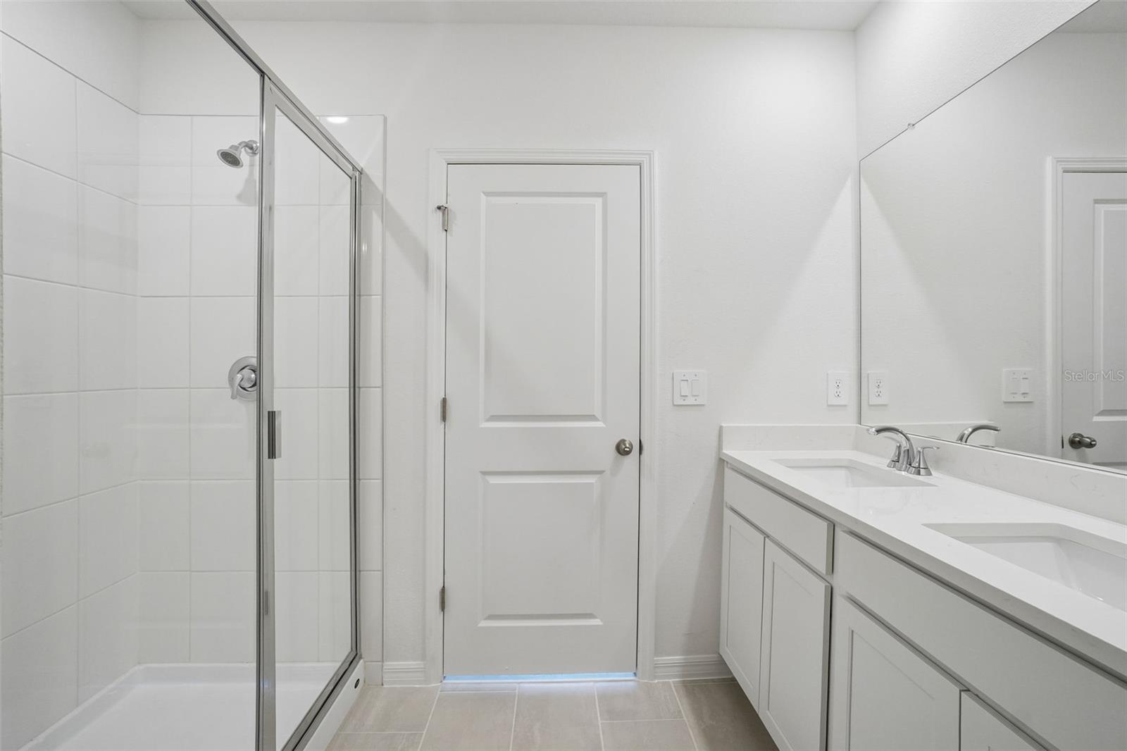 13684 UMBER FOREST ST — photo 41