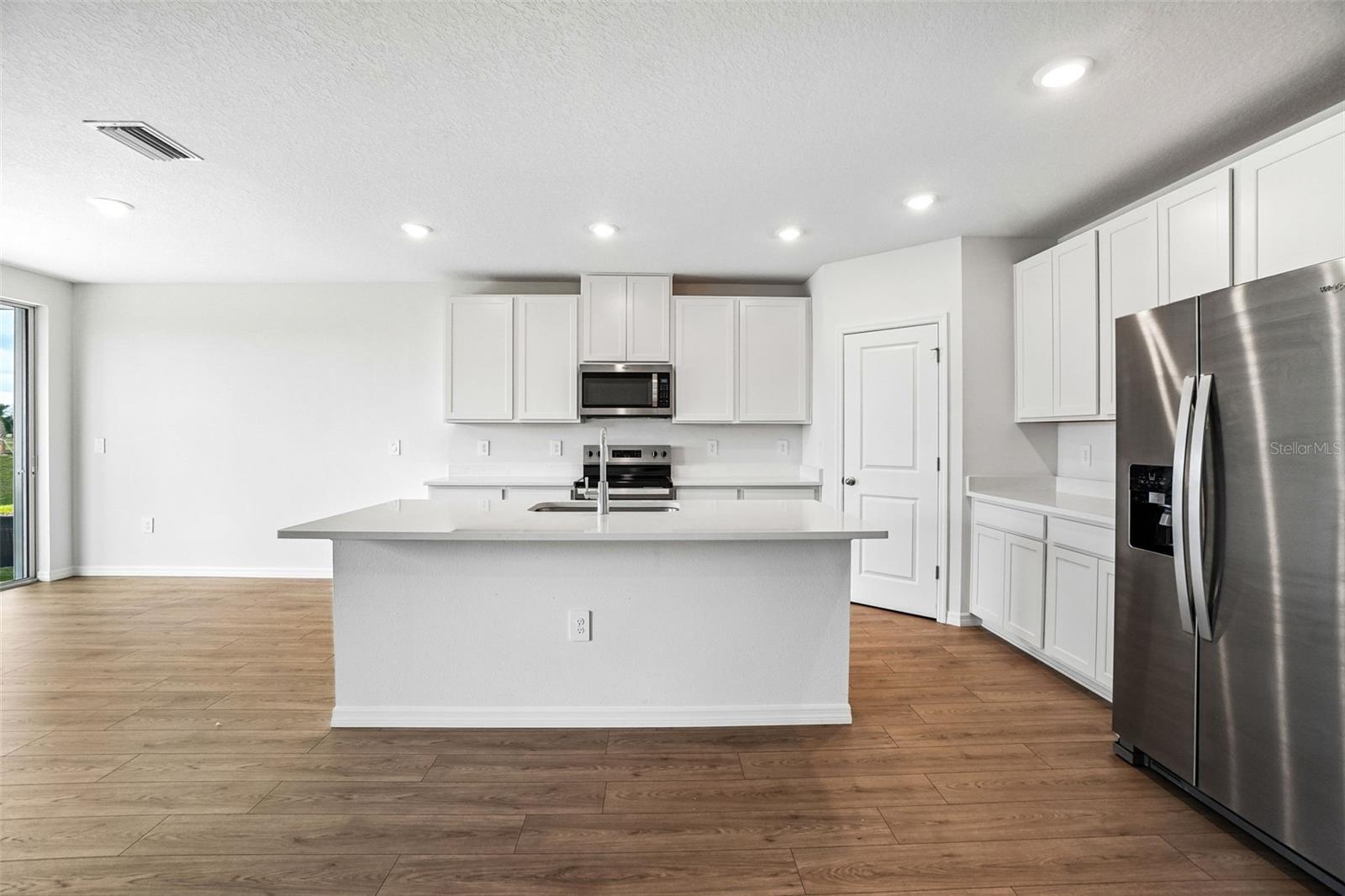 13684 UMBER FOREST ST — photo 15