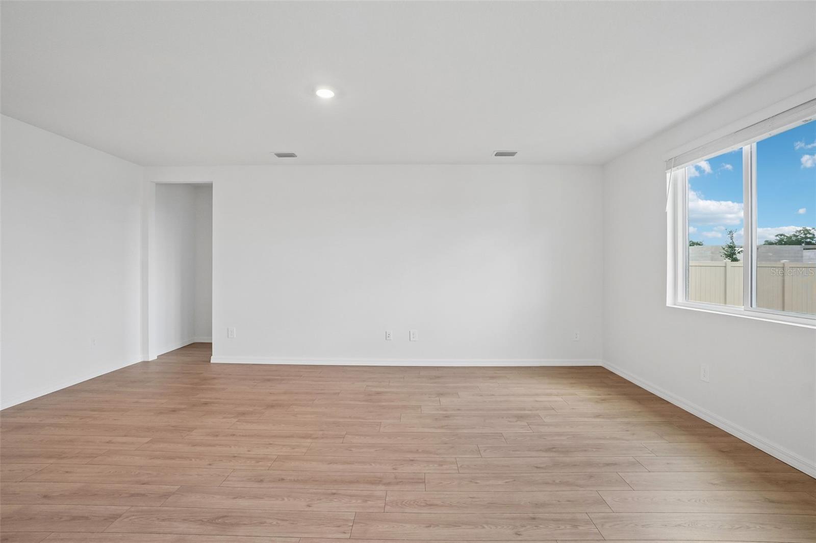 13696 UMBER FOREST ST — photo 11
