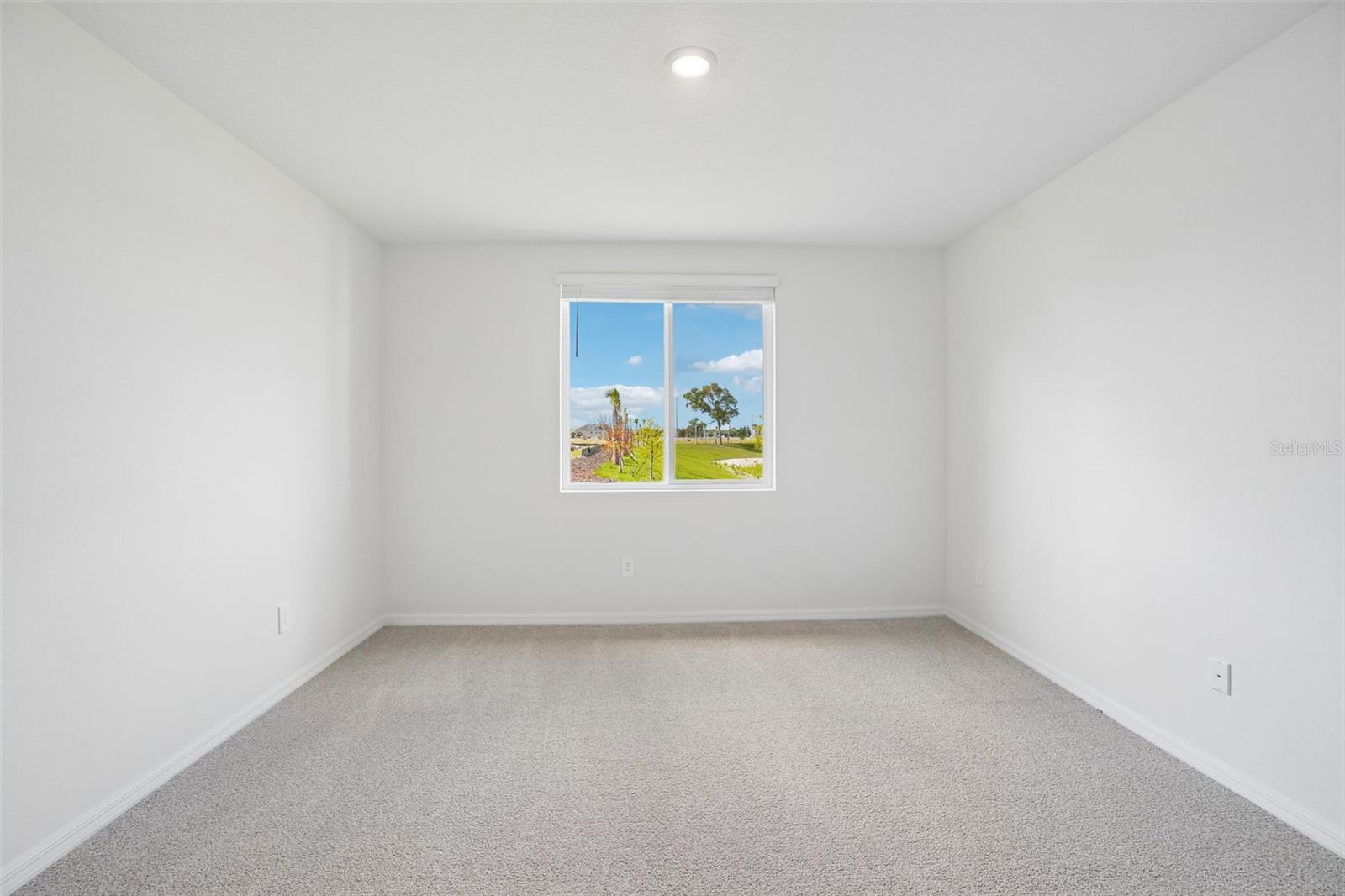 13696 UMBER FOREST ST — photo 29