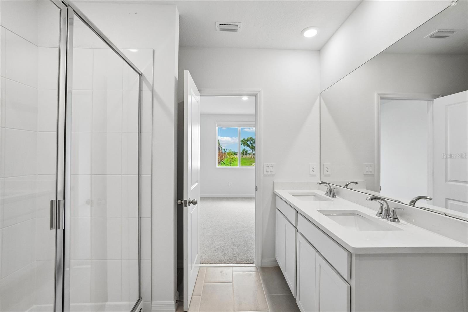 13696 UMBER FOREST ST — photo 33