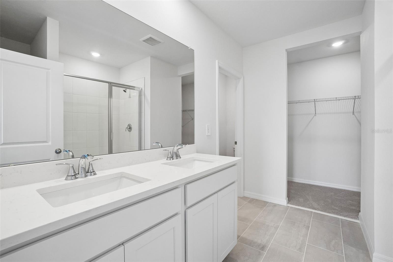 13696 UMBER FOREST ST — photo 31