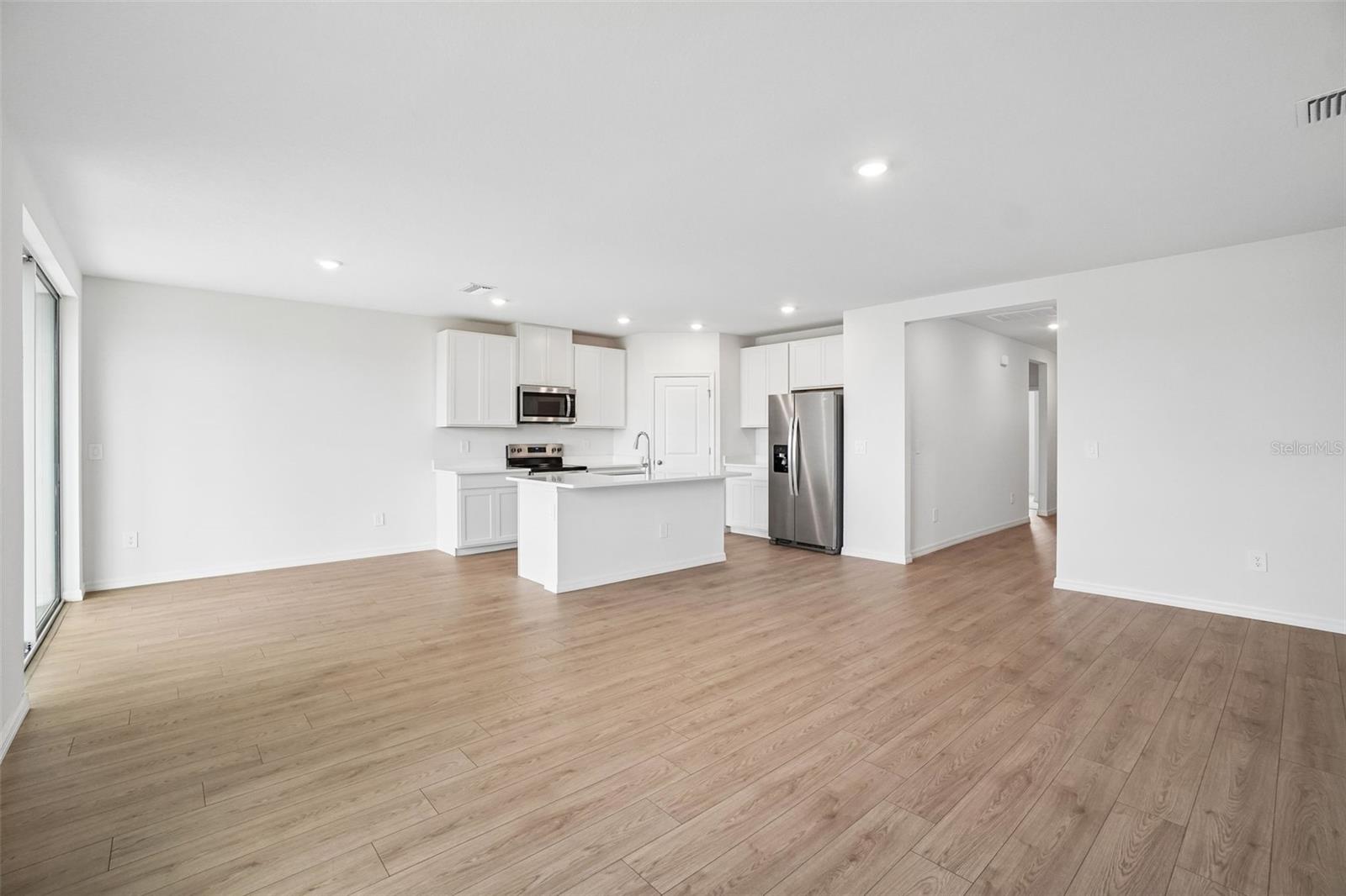 13696 UMBER FOREST ST — photo 8