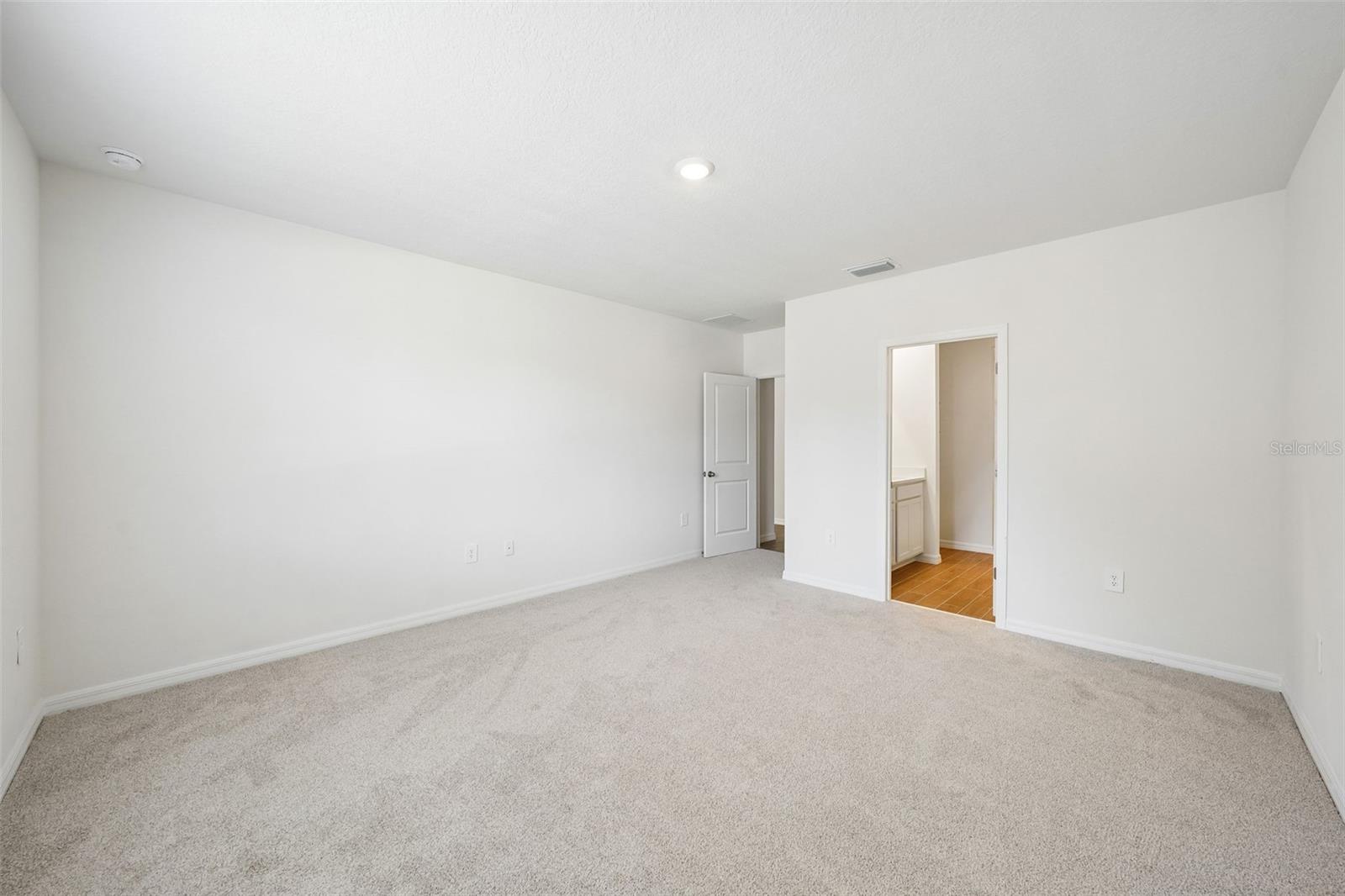 13755 UMBER FOREST ST — photo 40
