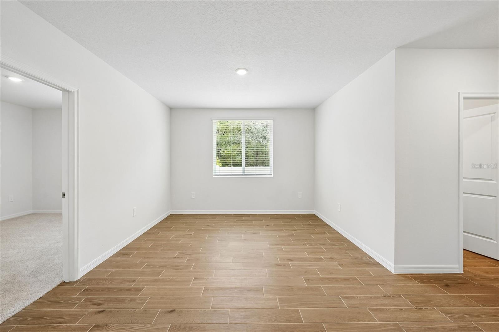 13755 UMBER FOREST ST — photo 28
