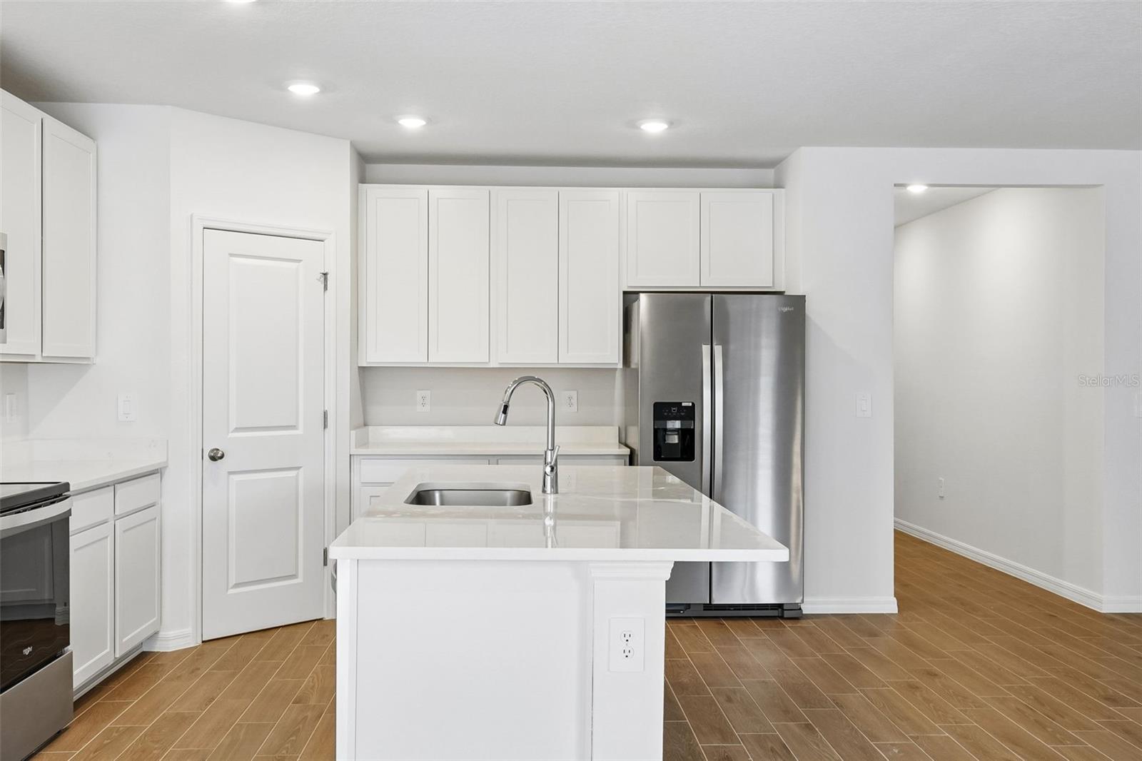 13755 UMBER FOREST ST — photo 12
