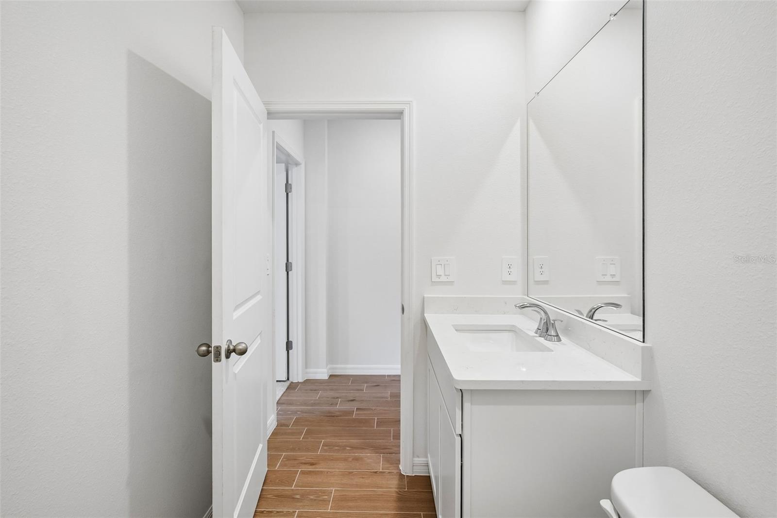 13755 UMBER FOREST ST — photo 31