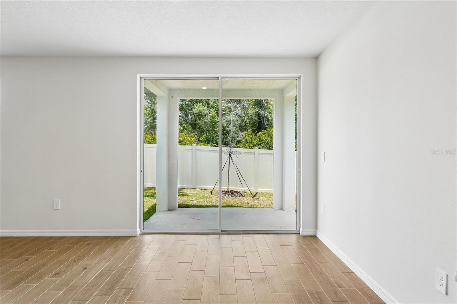 13755 UMBER FOREST ST — photo 19