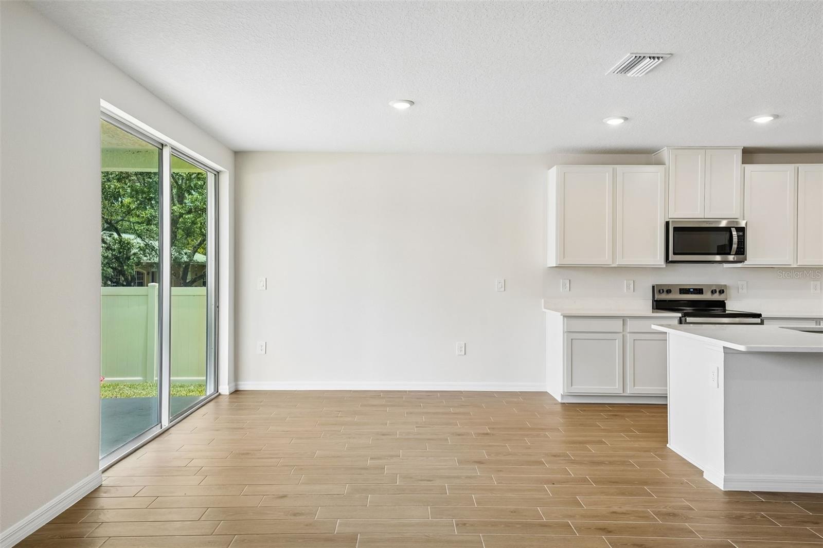 13755 UMBER FOREST ST — photo 22