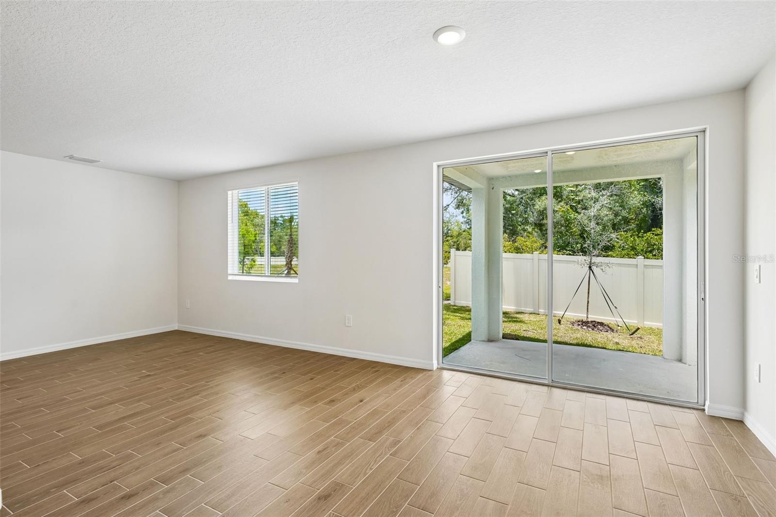 13755 UMBER FOREST ST — photo 20