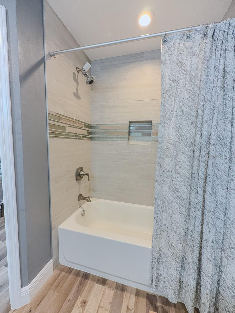 8505 SANDY BEACH ST — photo 28
