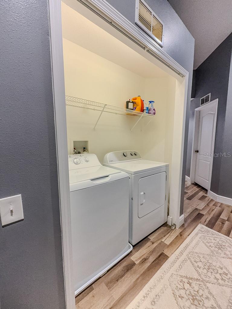 8505 SANDY BEACH ST — photo 36