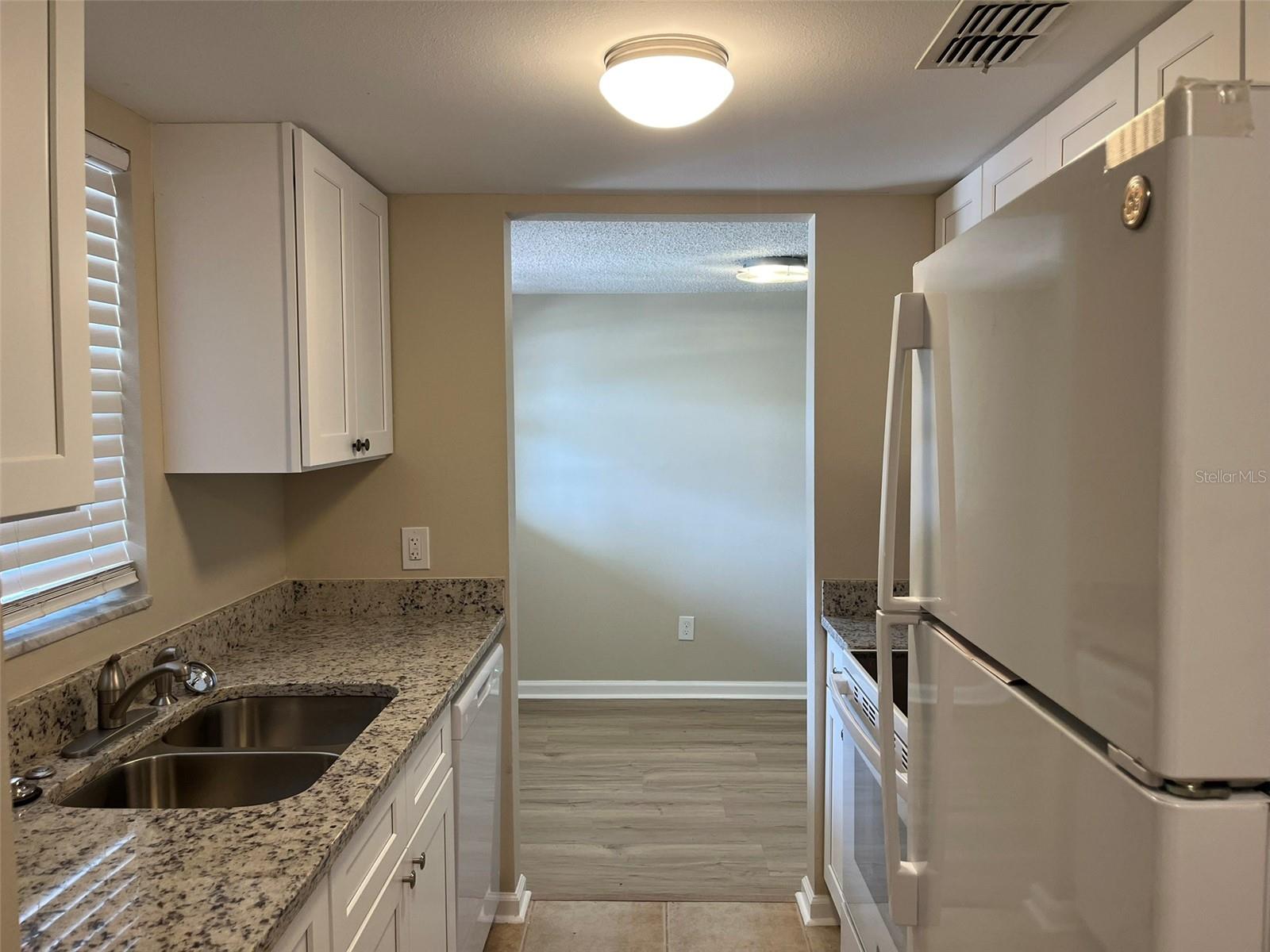 5521 BAY BLVD #103 — photo 6