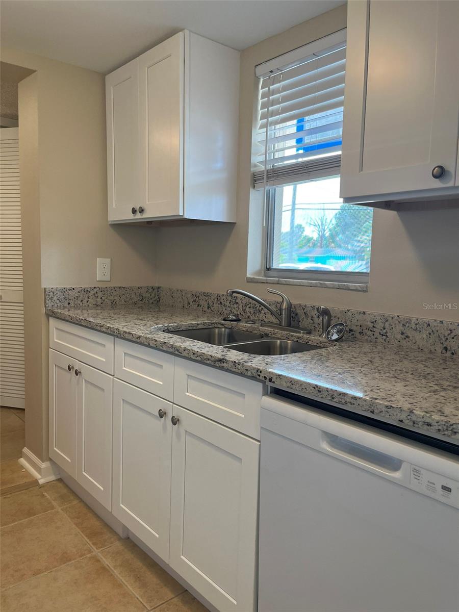 5521 BAY BLVD #103 — photo 8