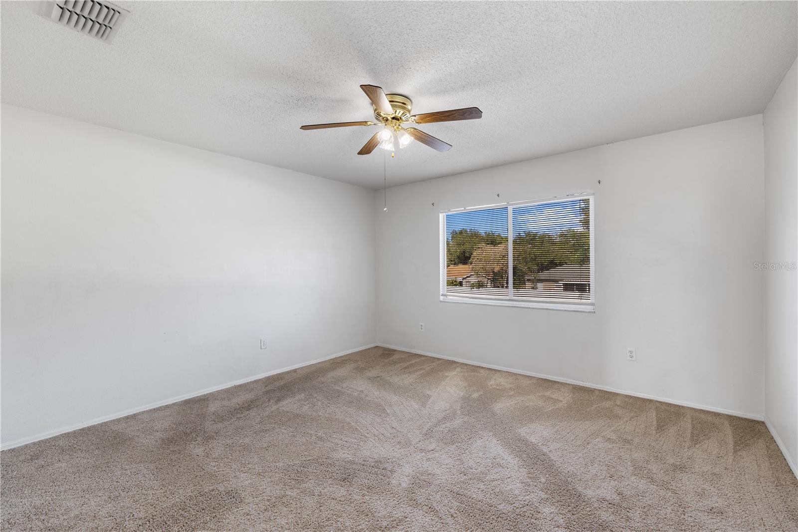 1907 FLUORSHIRE DR — photo 28