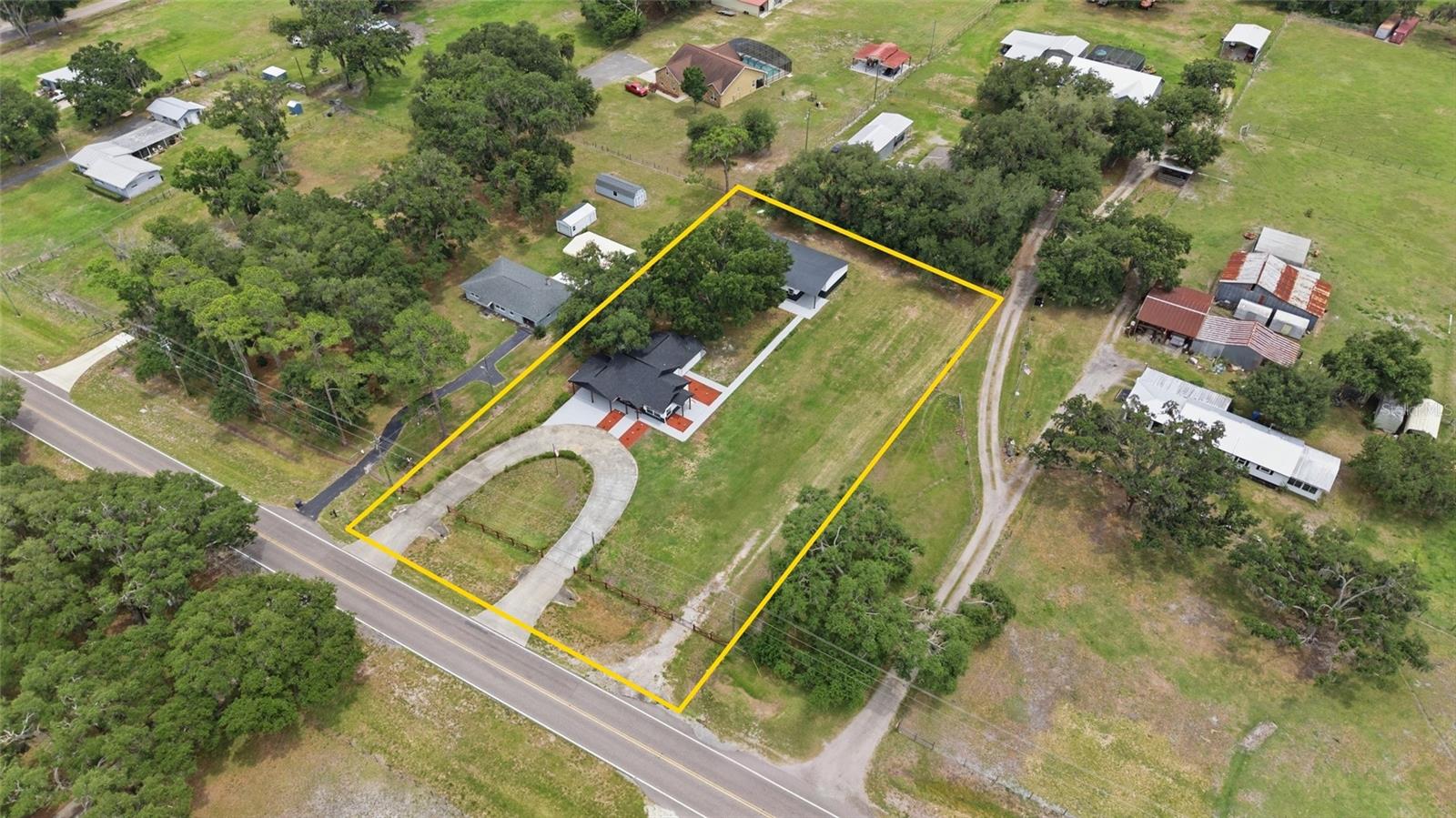 1205 E KNIGHTS GRIFFIN RD — photo 60