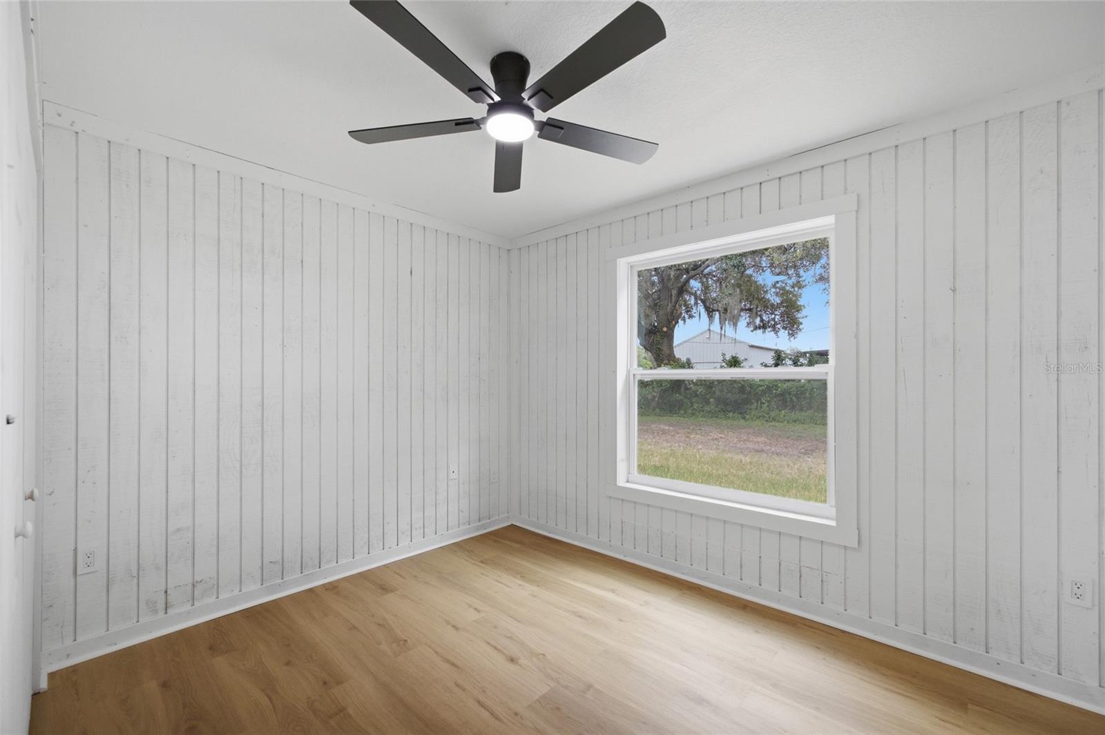 1205 E KNIGHTS GRIFFIN RD — photo 39
