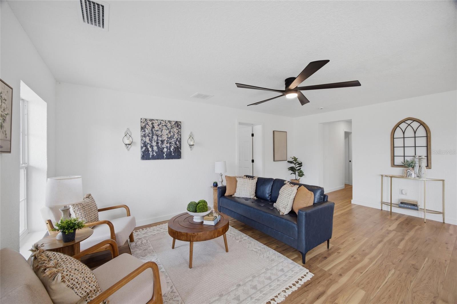 1205 E KNIGHTS GRIFFIN RD — photo 10