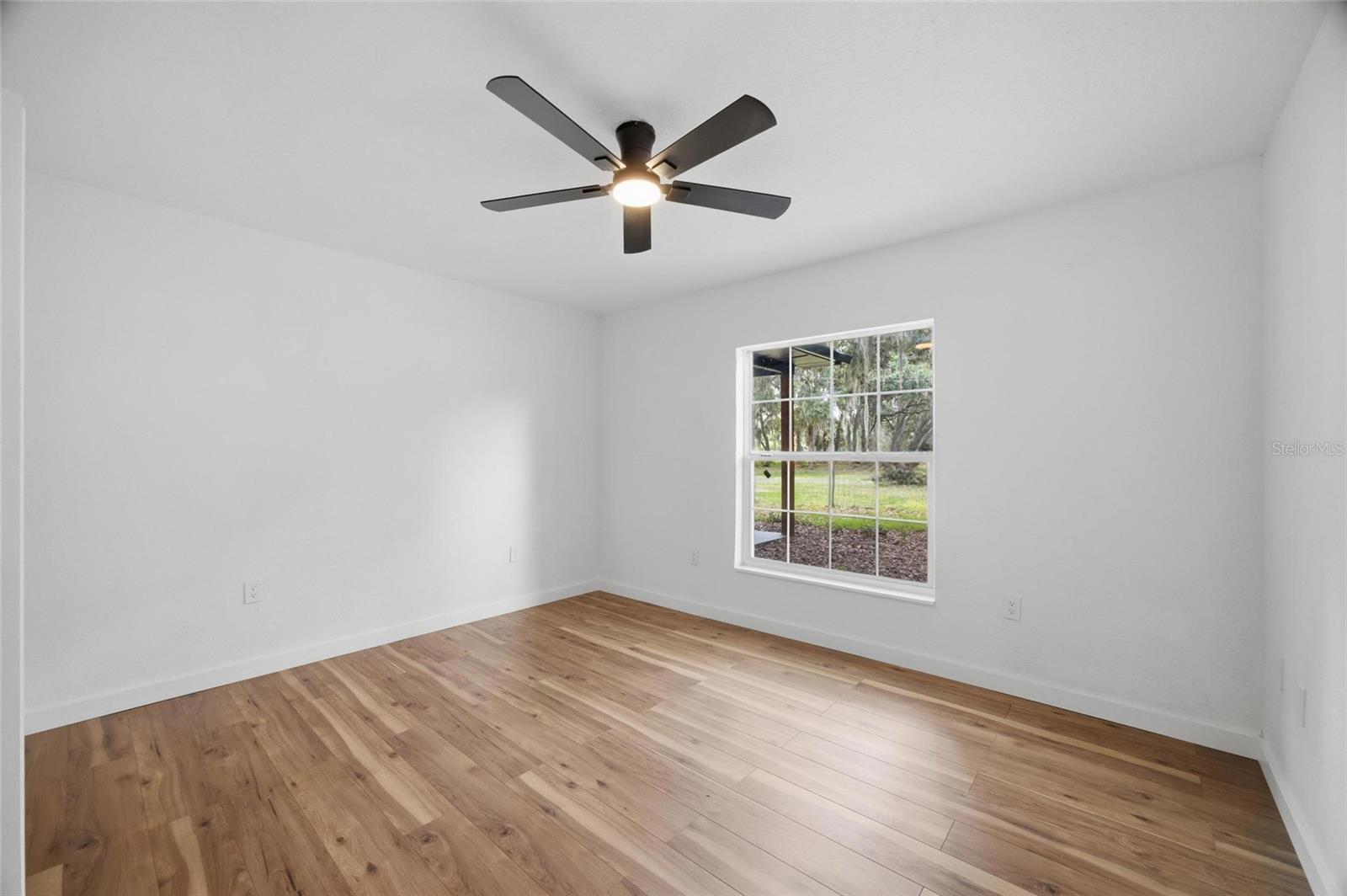1205 E KNIGHTS GRIFFIN RD — photo 27