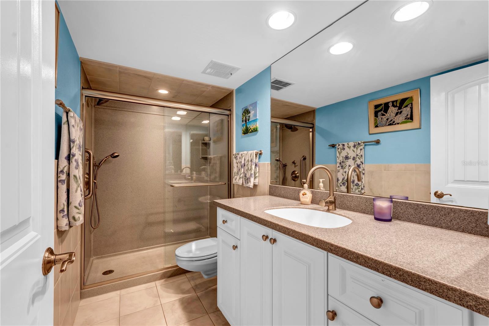622 EDGEWATER DR #823 — photo 28