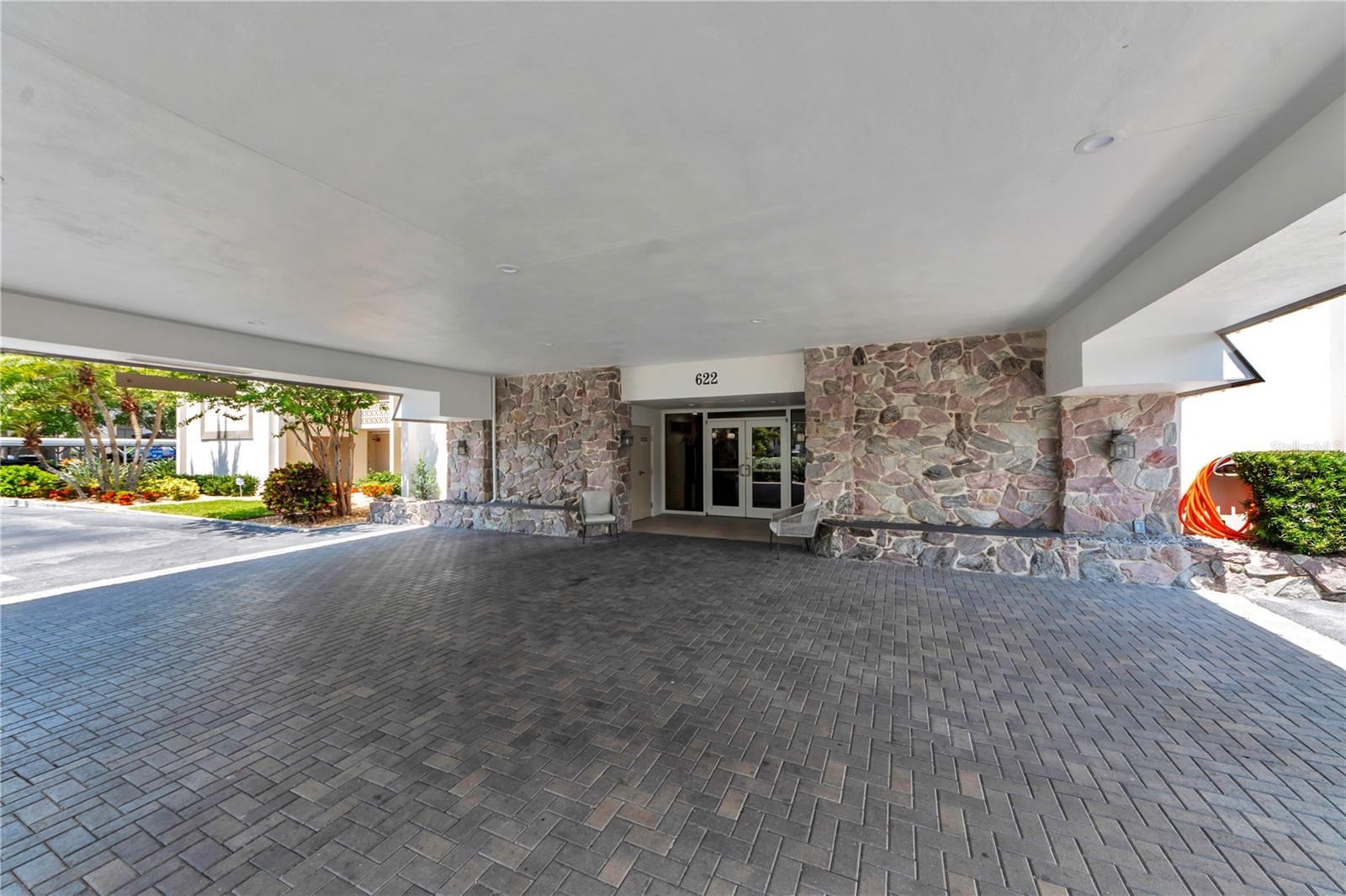 622 EDGEWATER DR #823 — photo 31