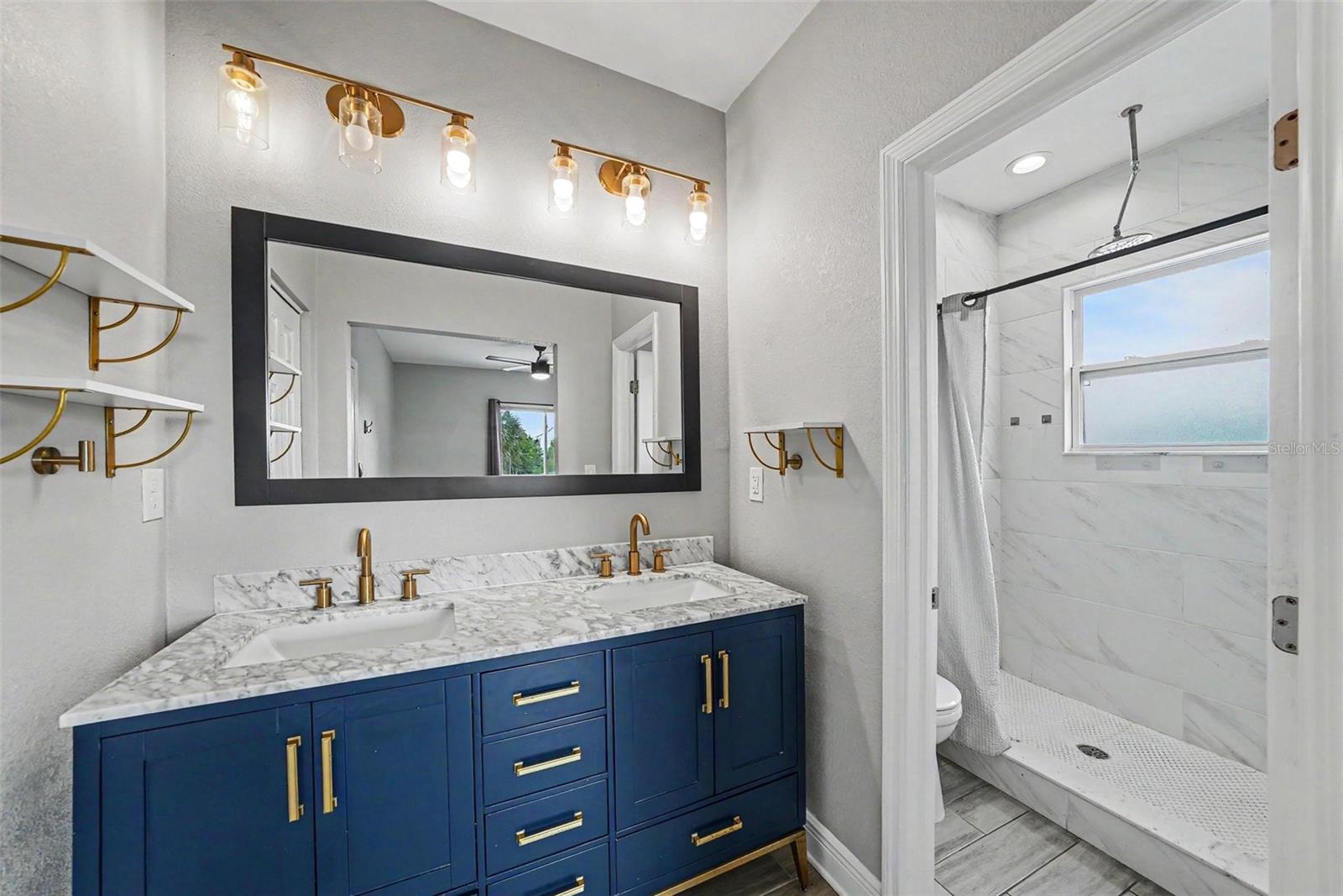 2619 W ST CONRAD — photo 4