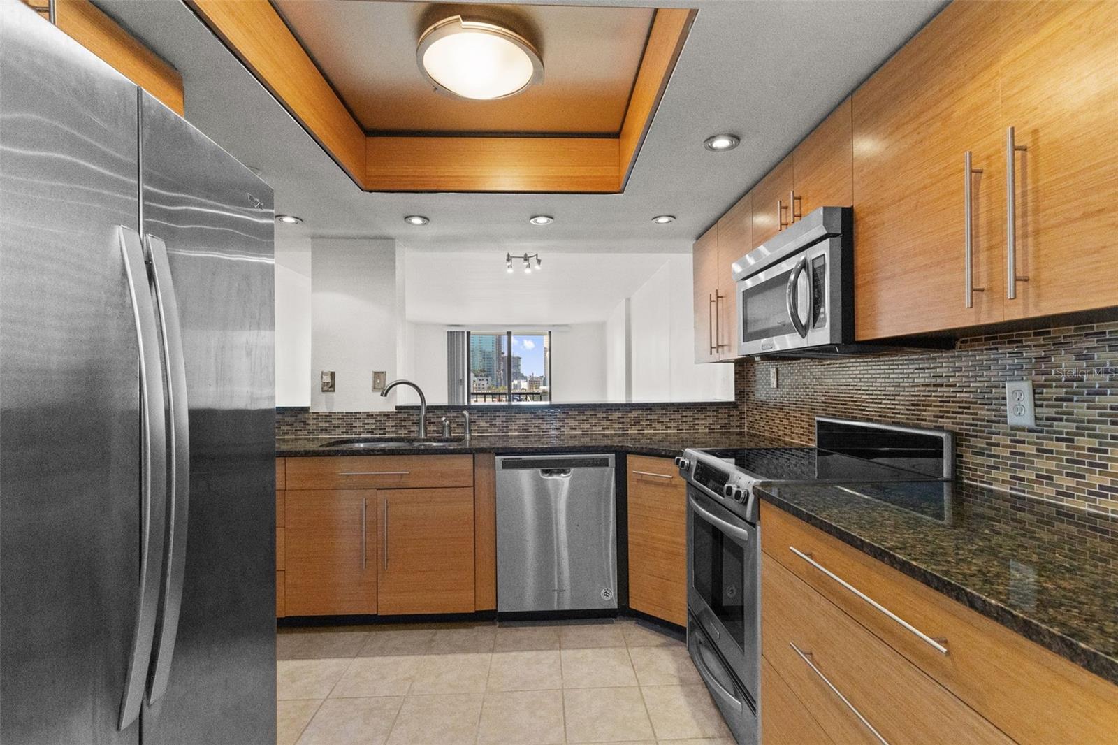 201 W LAUREL ST #907 — photo 8