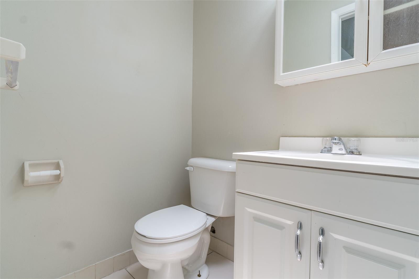 6001 CRESTRIDGE RD — photo 15